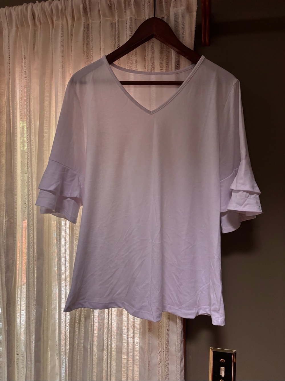 Women's White V-Neck Ruffle Sleeve Top